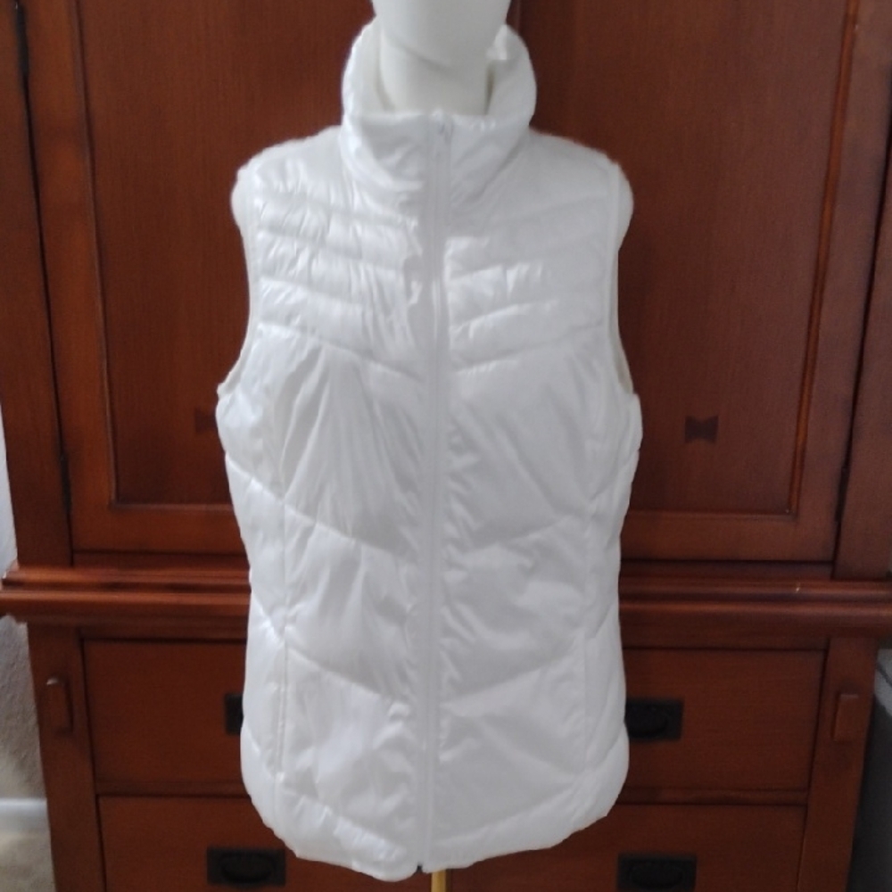 Xersion Women's Snowy White Quilted Vest